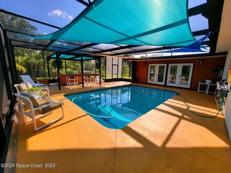 637 Espanola Way Melbourne FL 32901