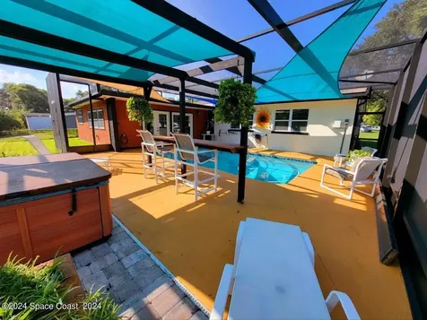 637 Espanola Way Melbourne FL 32901