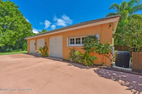 8073 S Indian River S Drive Fort Pierce FL 34982