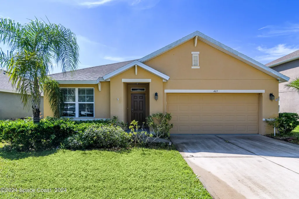 465 Great Falls Lane SW Palm Bay FL 32908