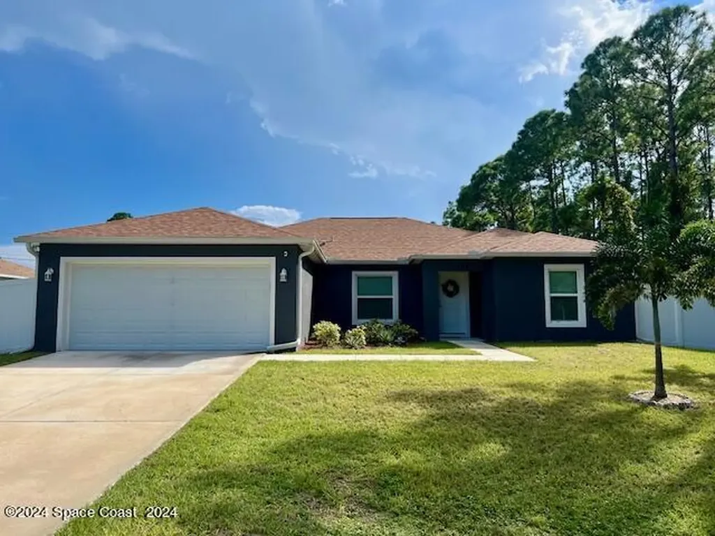 1384 Sapulpa Road SW Palm Bay FL 32908