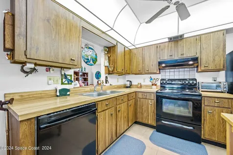 2595 Raintree Lake Circle Merritt Island FL 32953