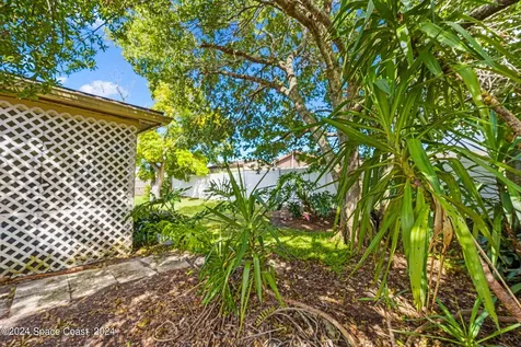 2595 Raintree Lake Circle Merritt Island FL 32953