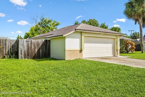 2595 Raintree Lake Circle Merritt Island FL 32953