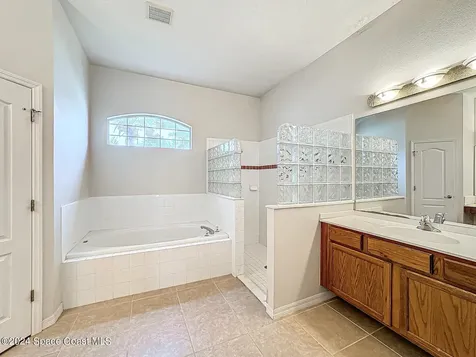 3781 Fringetree Lane Melbourne FL 32940
