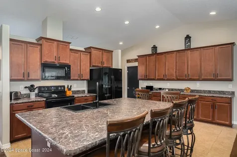 506 Warwick Street SE Palm Bay FL 32909