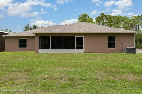 506 Warwick Street SE Palm Bay FL 32909