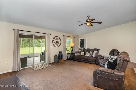 506 Warwick Street SE Palm Bay FL 32909