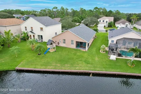 2403 Glasbern Circle Melbourne FL 32904