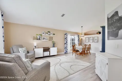 2403 Glasbern Circle Melbourne FL 32904