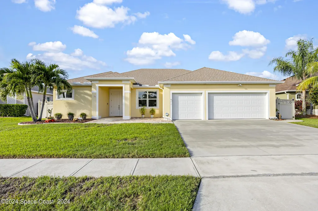572 Glenbrook Circle Rockledge FL 32955