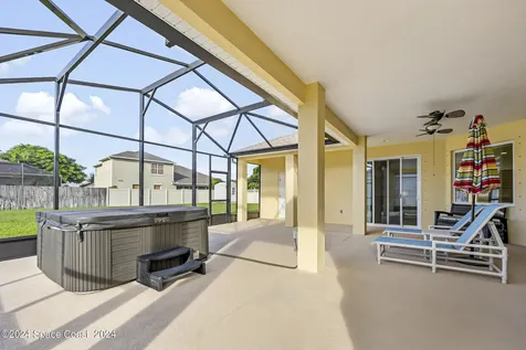 572 Glenbrook Circle Rockledge FL 32955