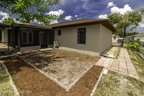 1872 Warton Avenue SE Palm Bay FL 32909