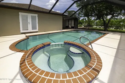 1872 Warton Avenue SE Palm Bay FL 32909