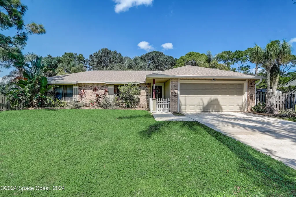 1343 Steele Road SE Palm Bay FL 32909