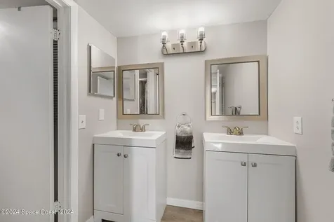 3414 Vista Oaks Circle NE Palm Bay FL 32905