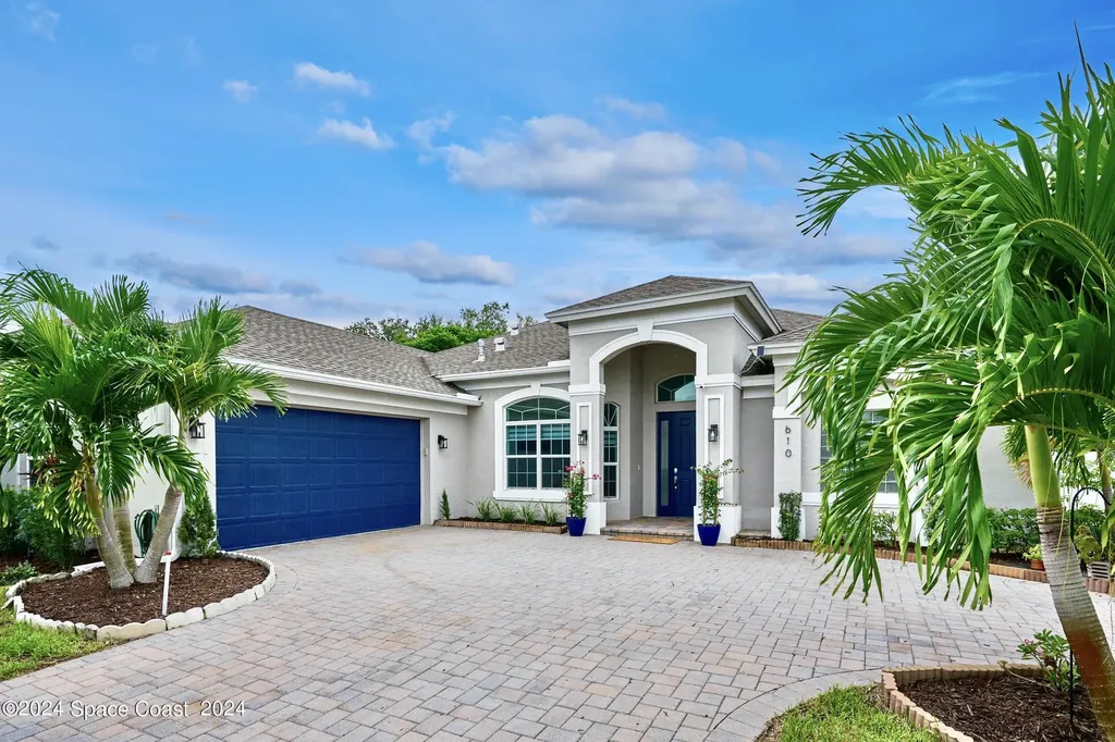610 SE Daly Court Port St. Lucie FL 34984