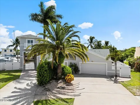 689 S Hedgecock Square Satellite Beach FL 32937