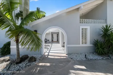 689 S Hedgecock Square Satellite Beach FL 32937