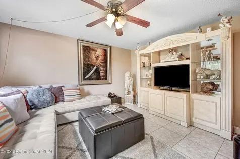 1067 Crocus Street NE Palm Bay FL 32907