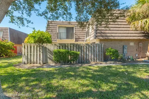 1711 Vista Oaks Circle NE Palm Bay FL 32905