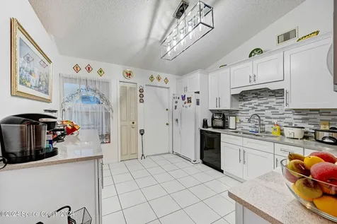299 Vin Rose Circle SE Palm Bay FL 32909