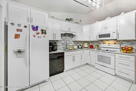 299 Vin Rose Circle SE Palm Bay FL 32909
