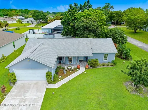 299 Vin Rose Circle SE Palm Bay FL 32909