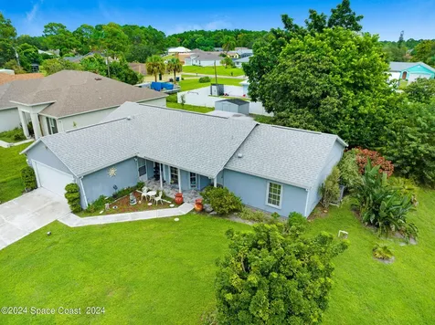 299 Vin Rose Circle SE Palm Bay FL 32909