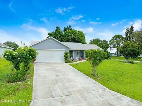 299 Vin Rose Circle SE Palm Bay FL 32909