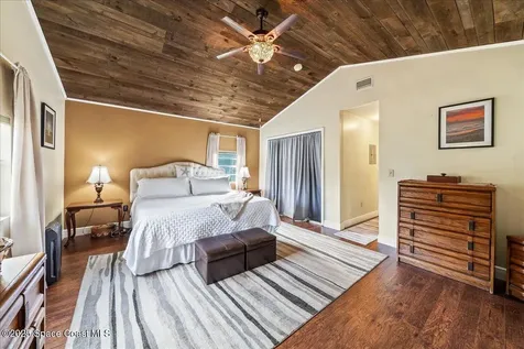 942 Douglas Street SE Palm Bay FL 32909