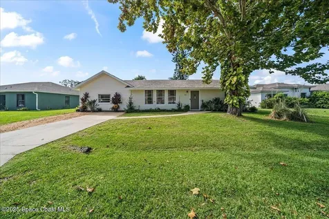 942 Douglas Street SE Palm Bay FL 32909