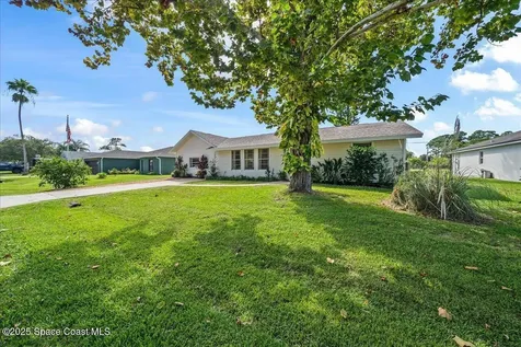 942 Douglas Street SE Palm Bay FL 32909