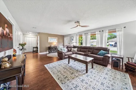 942 Douglas Street SE Palm Bay FL 32909