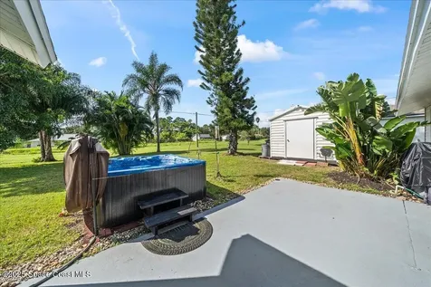 942 Douglas Street SE Palm Bay FL 32909