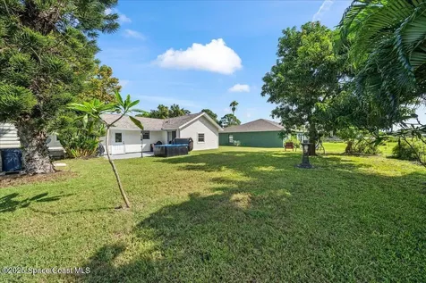 942 Douglas Street SE Palm Bay FL 32909