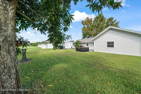 942 Douglas Street SE Palm Bay FL 32909