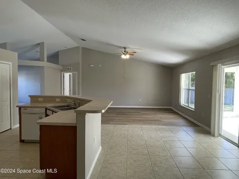 784 Munich Street NW Palm Bay FL 32907