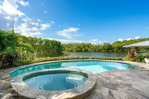 699 Jackson Court Satellite Beach FL 32937