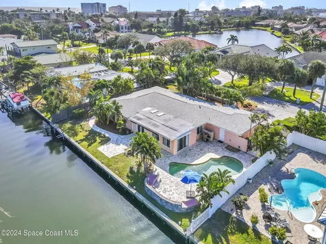 27 Indian Village Trail Cocoa Beach FL 32931