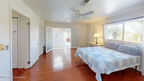 27 Indian Village Trail Cocoa Beach FL 32931