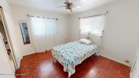 27 Indian Village Trail Cocoa Beach FL 32931