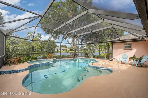 998 Tall Tree Court Melbourne FL 32904