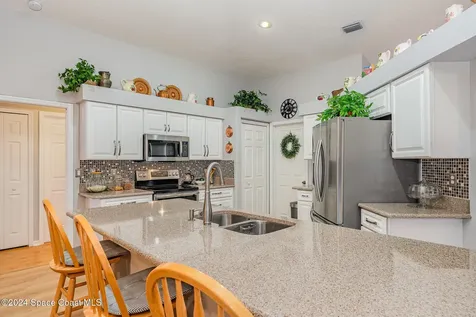 998 Tall Tree Court Melbourne FL 32904