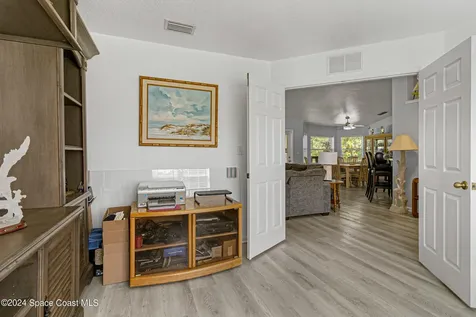 931 Pandora Road SE Palm Bay FL 32909