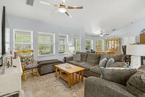 931 Pandora Road SE Palm Bay FL 32909