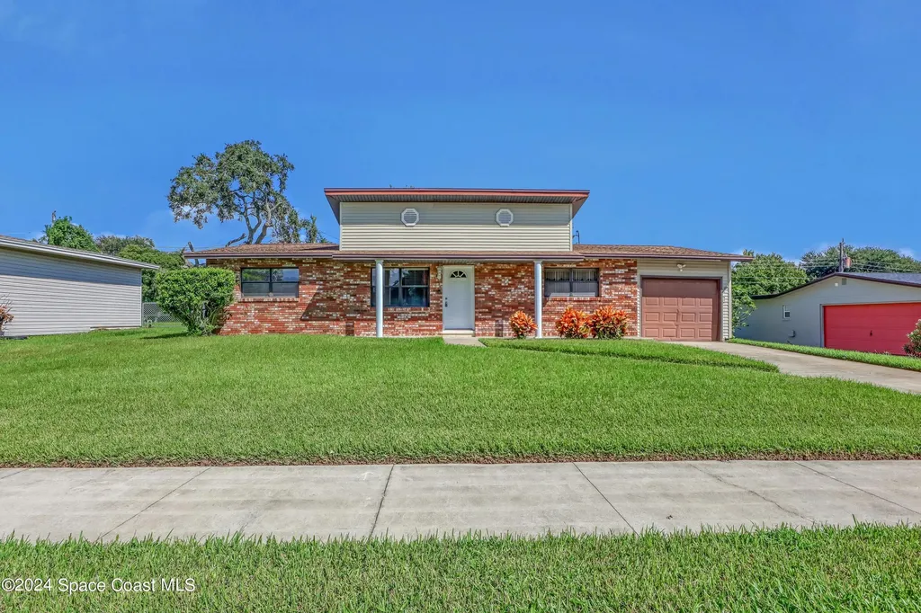 810 Forest Road Titusville FL 32780