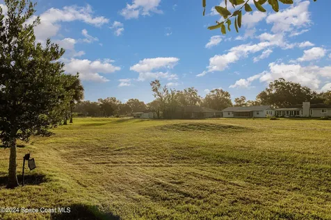 4505 London Town Road Titusville FL 32796