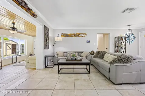 349 W Arlington Street Satellite Beach FL 32937