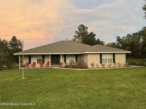 221 Lake Doyle Drive Deltona FL 32738